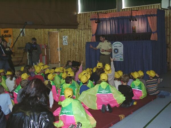 Verkehrspuppenbühne Polizeidirektion Weiden