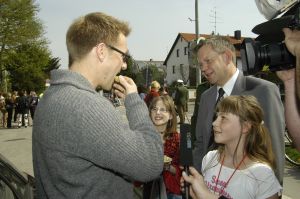 Dem Staatssekretär tut der Mann fast leid