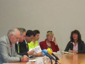 Herr Wagner, ADAC-Verkehrssicherheitskreis Bayern, Herr Notka, Polizeipräsidium München, Herr Geck, Kreisverwaltungsreferat München und 3 Schulweghelferinnen