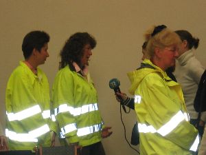 Unsere 3 Schulweghelferinnen (Frau Glöckl, Frau Ruckdeschel und Frau Riedleder) im Interview mit dem Bayerischen Rundfunk