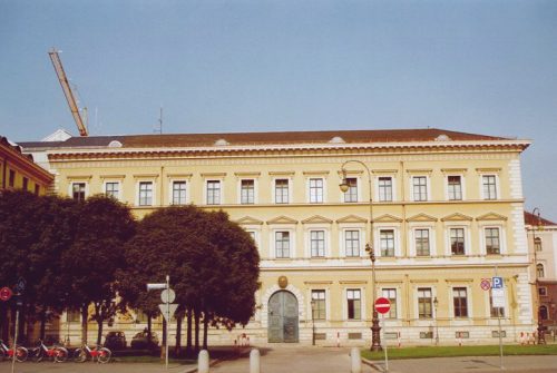 Klenzebau an der Ludwigstraße in München