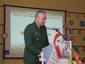 Das ist Herr Sommer, der Leiter der Polizeidirektion und Vizepr&auml;sident des Polizeipr&auml;sidiums Oberfranken