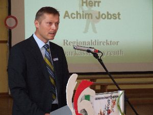 Den Herrn Jobst von der Sparkasse Bayreuth lassen wir gerne sprechen, denn da springt meist was raus.