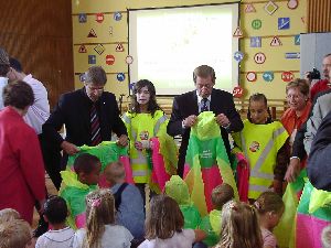 Auch der Herr Brosig und der Herr Schwab sind bem&uuml;ht.