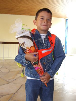 Und Sicherheitsdreiecke haben wir auch bekommen, von der Sparkasse Bayreuth gesponsert.