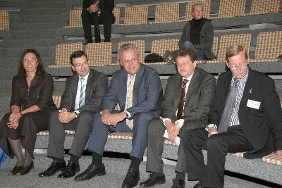 Ehrengäste ohne Kinder – schön, dass sie da sind, aber da fehlt noch Farbe“, Walter Schwab