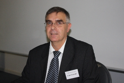 EPHK Hubert Schröder begrüßt die Seminarteilnehmer