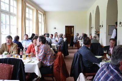 Das Essen ist hervorragend und ein (nichtalkoholisches) Getränke zahlt die Gemeinschaftsaktion auch noch