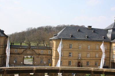 Durch dieses Tor verlsst Du das gastliche Kloster Banz der Hans-Seidel-Stiftung